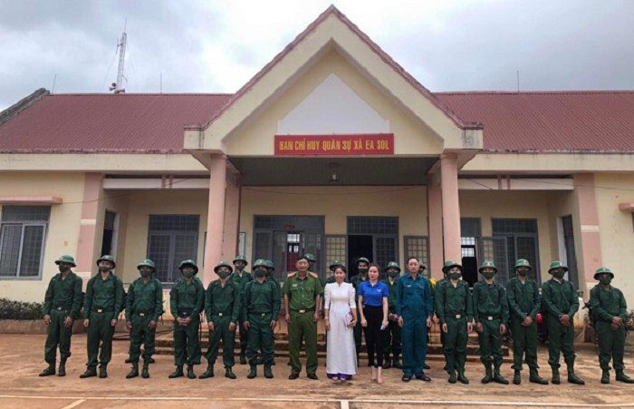 Các địa phương gặp mặt thanh niên chuẩn bị lên đường nhập ngũ